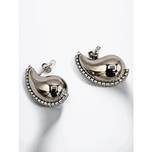 Dakri Luxe earrings