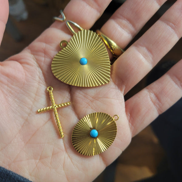 Rania vintage pendants