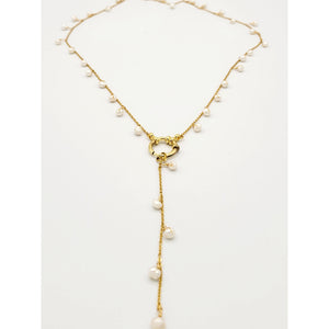 Dangling Pearls necklace