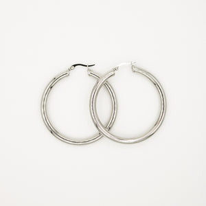 Your Everyday Hollow Hoops (Silver)